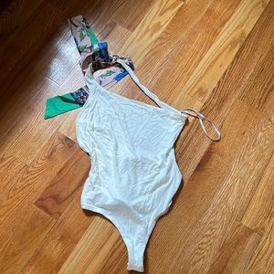 NWT one shoulder bodysuit